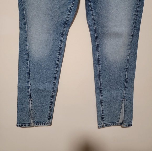 Good American Classic Slim Straight Front Slit Indigo Blue Jeans Size 30 - Picture 7 of 14